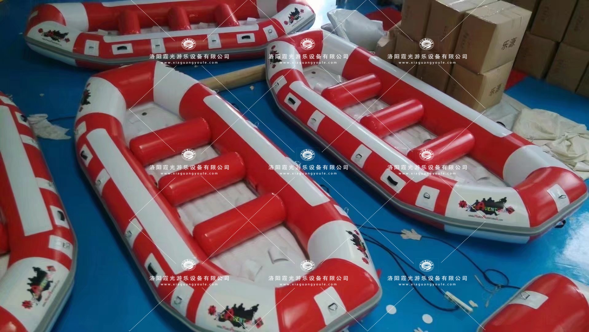 水上闯关设备